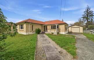 25 Russell Road, Fairy Springs