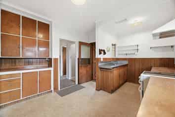 25 Russell Road, Fairy Springs