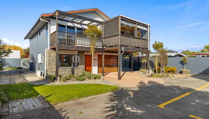 6 Ferry Road, Spring Creek