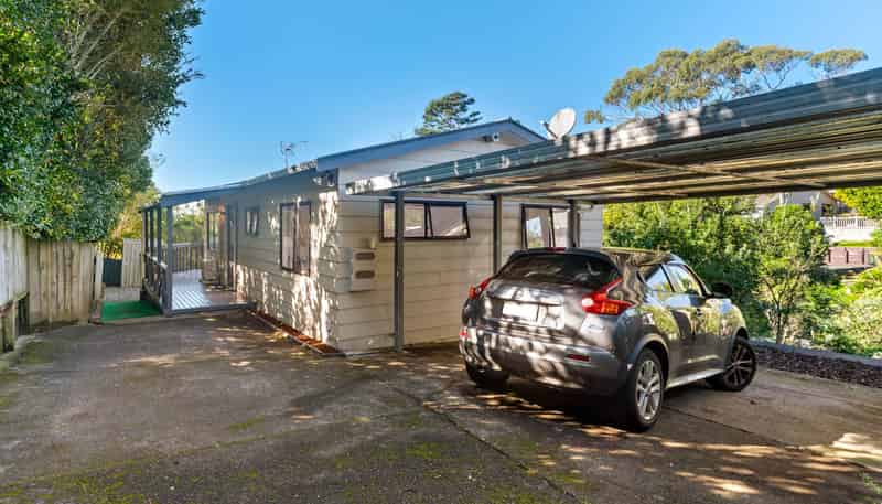 2/601 Glenfield Road, Totara Vale