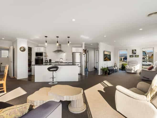 8 Austral Place, Cromwell
