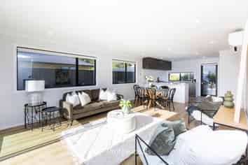 7 Desert Gold Lane, Wallaceville