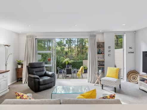 337 Millwater Parkway, Millwater