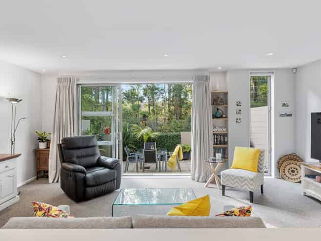 337 Millwater Parkway, Millwater