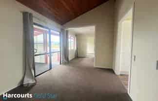 86 Puke Road, Paeroa
