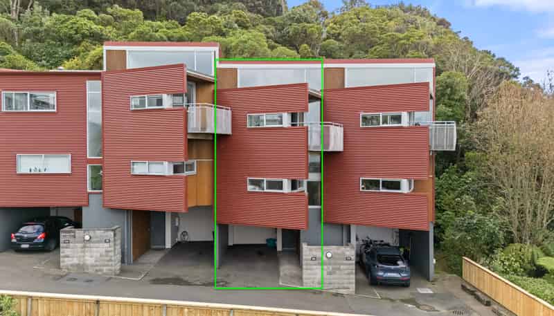 16/2 Onslow Road, Khandallah
