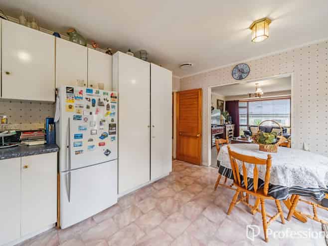 13 Sunny Grove, Wainuiomata