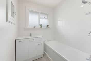106 Andrew Street, Marchwiel