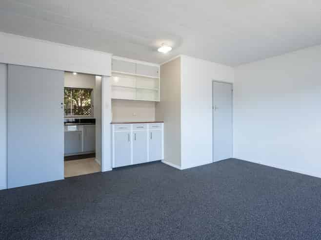 2/107 Parkers Road, Tahunanui