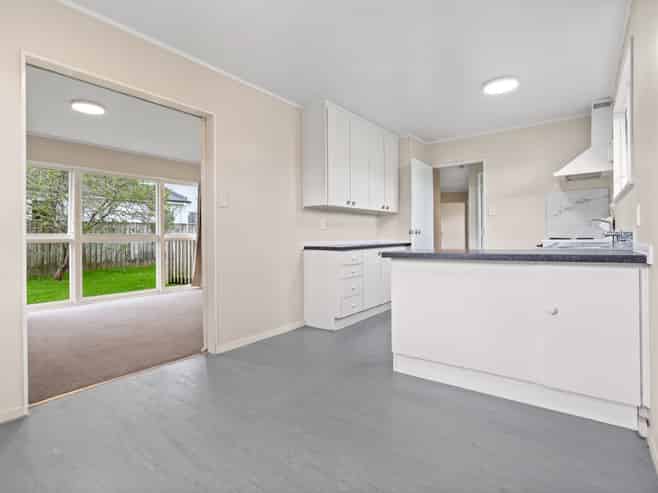 16 Raurimu Avenue, Onerahi