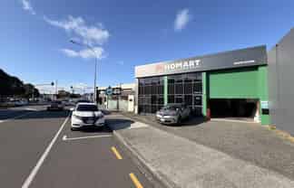 High Profile Warehouse Opportunity
