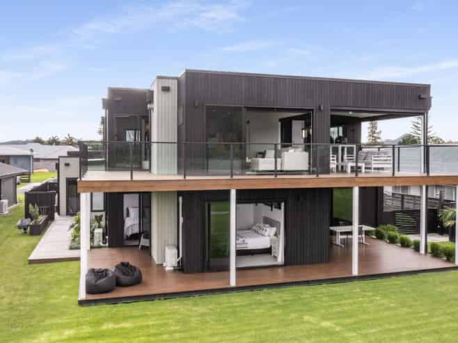 18 Admiral Drive, Cooks Beach