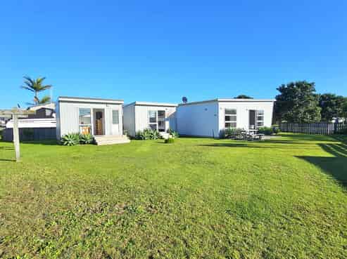  108 Mahoe Place, Matarangi