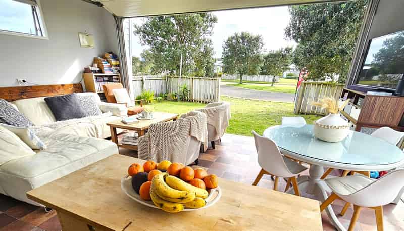  108 Mahoe Place, Matarangi