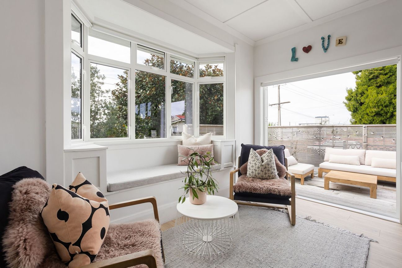 A Home Filled With Heart - Vista 5