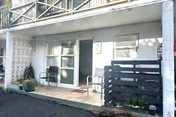 2 / 58 School Road, Paihia