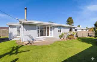 10 Douglas Street, Hawera