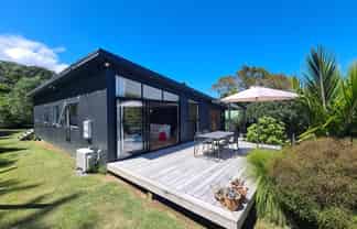 70 Driving Creek Road, Coromandel