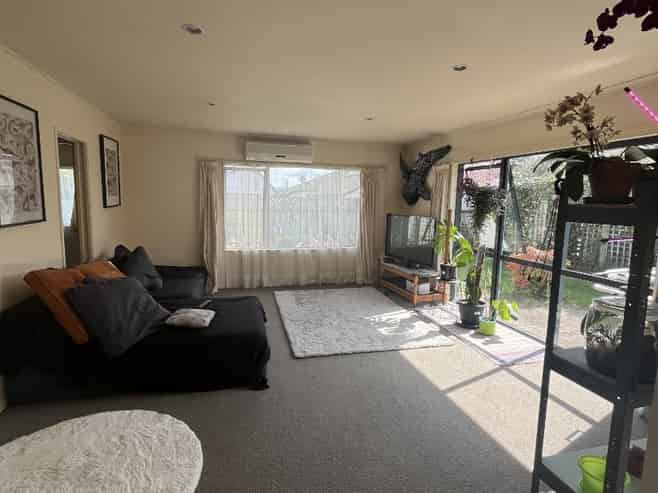1/59 Kiddle Drive, Hilltop