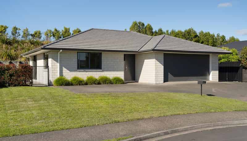 25 Blacklock Road, Pyes Pa