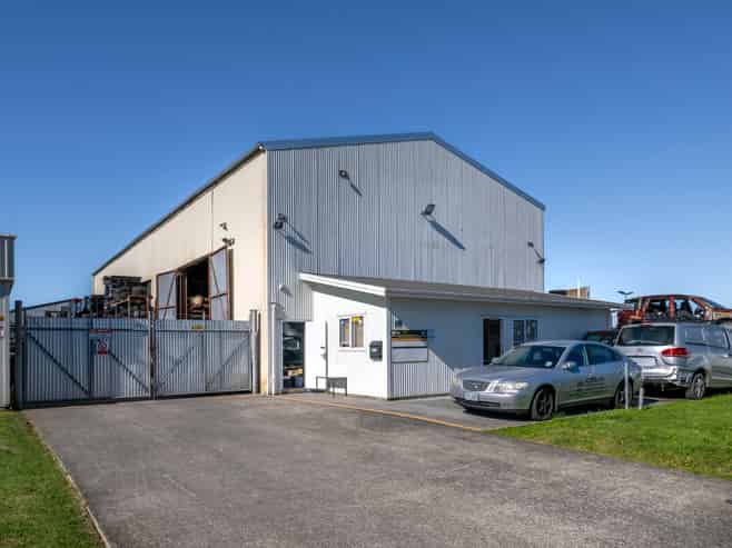 Freehold Industrial Investment, Dual Income