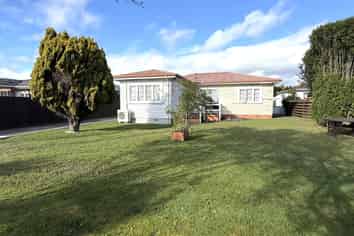 112 Duke, Opotiki