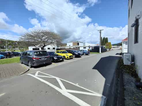 Central Tawa Retail