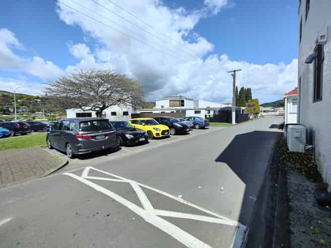 Central Tawa Retail