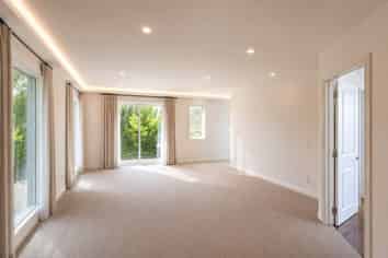 10 Villa Court, Eastern Beach