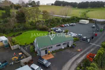 Flexible Options! Secure Yard, Office & Workshop