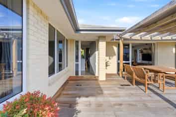 24 Glenconnor Place, Burwood
