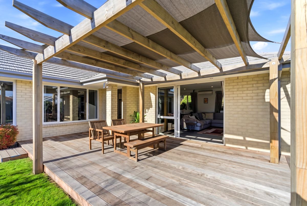 House in Burwood - View 2