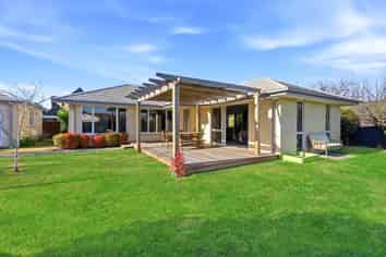 24 Glenconnor Place, Burwood