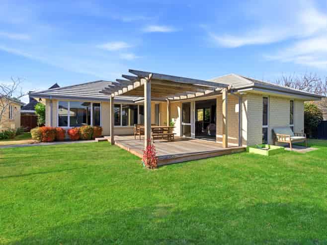 24 Glenconnor Place, Burwood