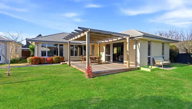 24 Glenconnor Place, Burwood