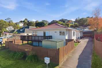 1/17 Lambrown Drive, Totara Vale