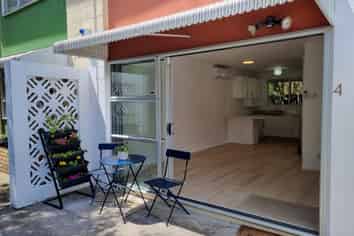 4/3 Grove Rd, Sandringham