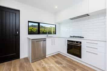 57 Mawai Hakona Drive, Wallaceville