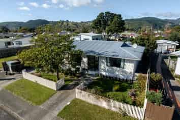 34 Makarini Street, Paraparaumu