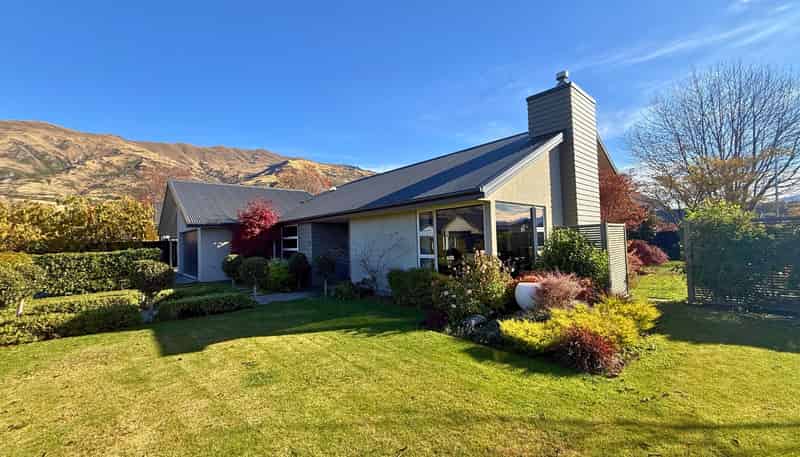 28 Kelliher Drive, Wanaka