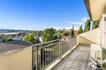 6/11 Spencer Road, Albany