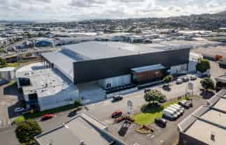 CBRE | A-Grade High Stud with Drive Around Access