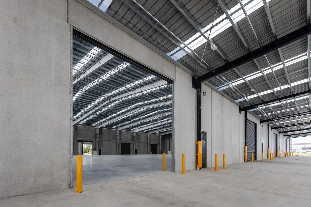 CBRE | A-Grade High Stud with Drive Around Access - Ansicht 5