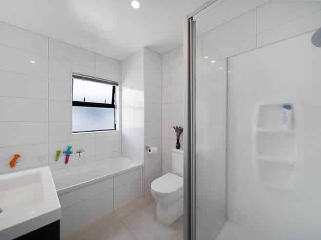 4 Orona Place, Conifer Grove