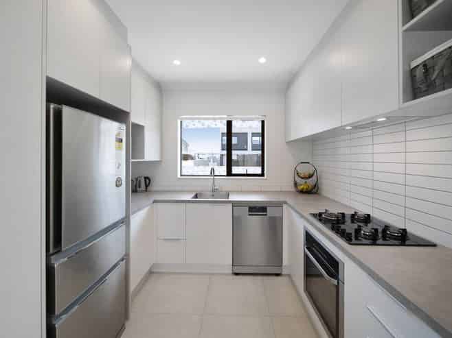 4 Orona Place, Conifer Grove