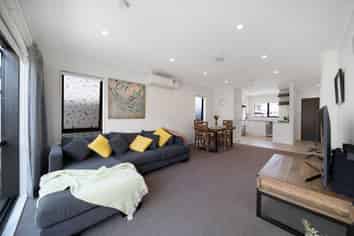 4 Orona Place, Conifer Grove