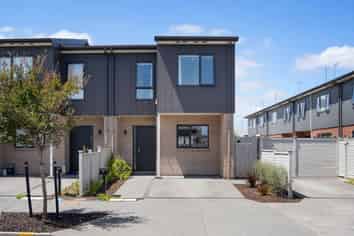 4 Orona Place, Conifer Grove