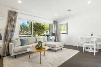 2/11 Kawerau Avenue, Devonport