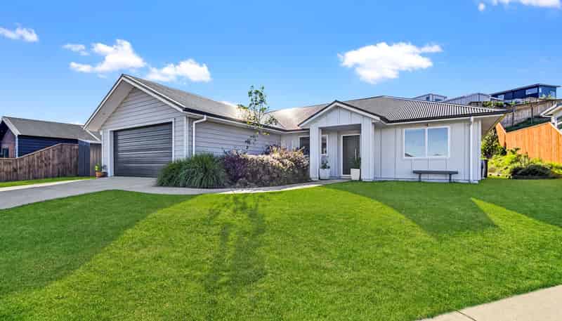 5 Karanema Place, Coastlands