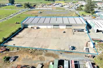 Heavy Industrial Facility with Dual Gantry Cranes